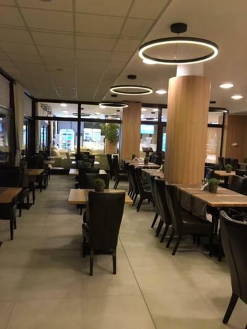 Hotel Tomis Mamaia Εξωτερικό φωτογραφία